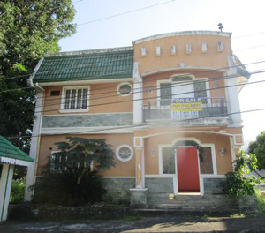 House & Lot in Lot 1, Block 24, corner Emerald Ave., & Opal St., Emerald Coast Executive Village, Brgy. Peas / Duale, Limay, Bataan, Luzon - Foreclosed Property