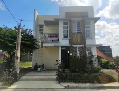 House & Lot in Lot 3, Block 11, Metropolis East Grove, Brgy. Kanlurang Mayao, Lucena City, Quezon, Luzon - Foreclosed Property