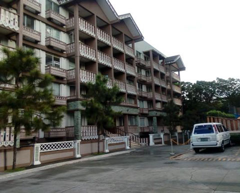 Condominium in Unit 3, Upper G/F, Geneva Building, Pine Crest Condominium, Aurora Blvd. corner Balete Drive, Brgy. Kaunlaran, New Manila, Quezon City, Metro Manila - Foreclosed Property