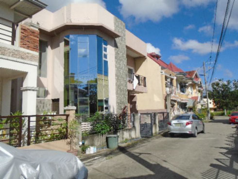 House & Lot in Lot 42, Block 17, Balagtas St., San Isidro Village, Phase 2, Brgy. San Isidro, Batangas City, Batangas, Luzon - Foreclosed Property