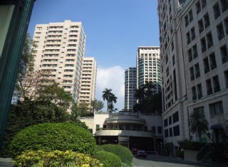 Condo with Parking in Unit 1102, 11/F, Building B, Renaissance 3000, Renaissance Center, Meralco Ave., Brgy. Ugong, Pasig City Parking slot B3-21, Metro Manila - Foreclosed Property
