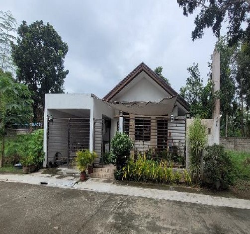 House & Lot in Lot 14, Block 3, Road Lot 2, Las Residencias de San Juan, Brgy. Mabalanoy, San Juan, Batangas, Luzon - Foreclosed Property