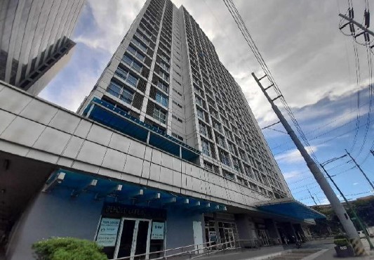 Condominium in Unit U719, 7/F, Tower 2B, The Linear, corner of Mayapis, Malugay and Yakal Sts., Brgy. San Antonio Village, Makati City, Metro Manila - Foreclosed Property