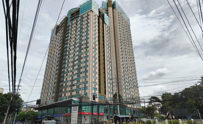 Condominium in Unit 1007, 10/F, South Tower, Lee Gardens Condo, Shaw Blvd. cor. Lee St., Brgy. Addition Hills, Mandaluyong City, Metro Manila - Foreclosed Property
