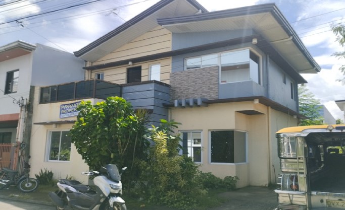 House & Lot in Lot 11, Blk. 4, Calle Amable (Road Lot 1), Villa Remedios East, Brgy. Halang, Calamba City, Laguna, Luzon - Foreclosed Property