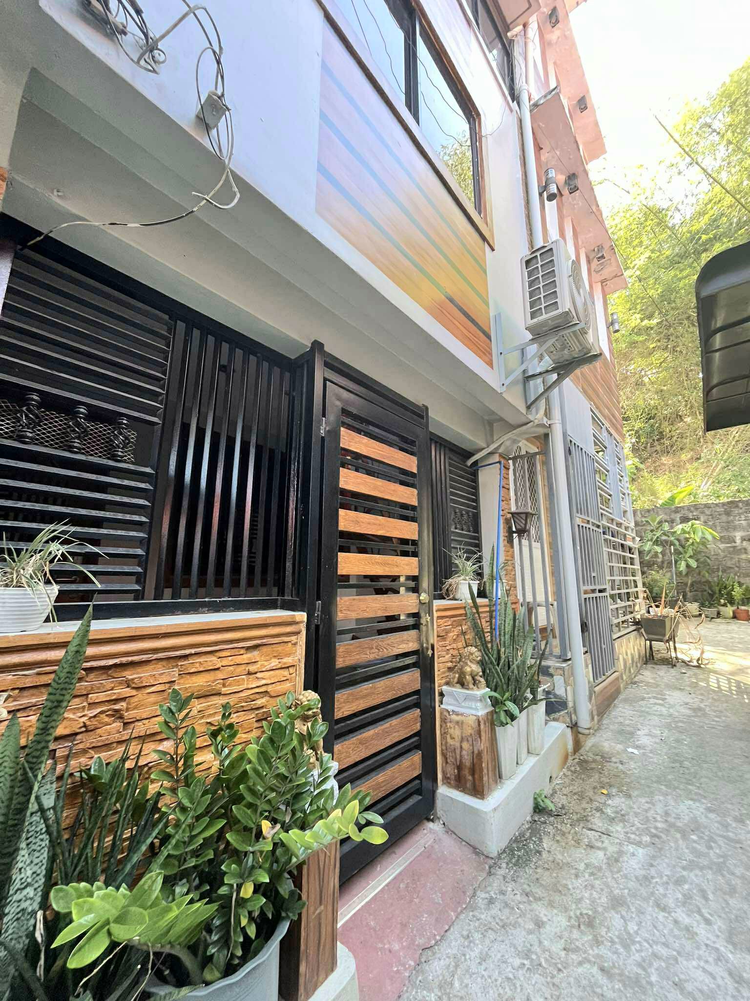 House & Lot in STA. BARBARA VILLAS 2 BRGY. SILANGAN CITY OF SAN MATEO, PROVINCE OF RIZAL - Foreclosed Property