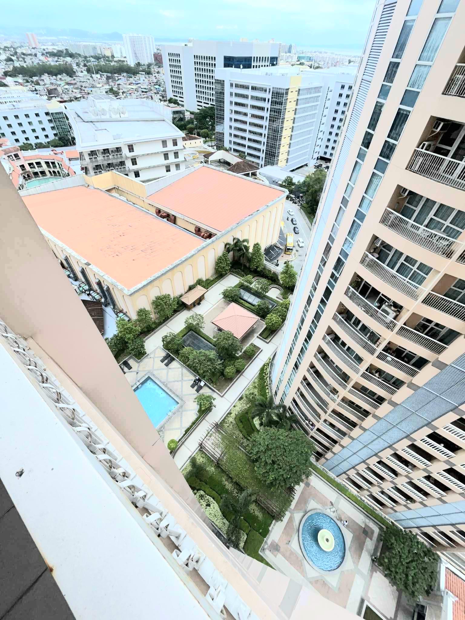 Condominium in VENICE LUXURY RESIDENCES MCKINLEY HILL, TAGUIG CITY - Foreclosed Property