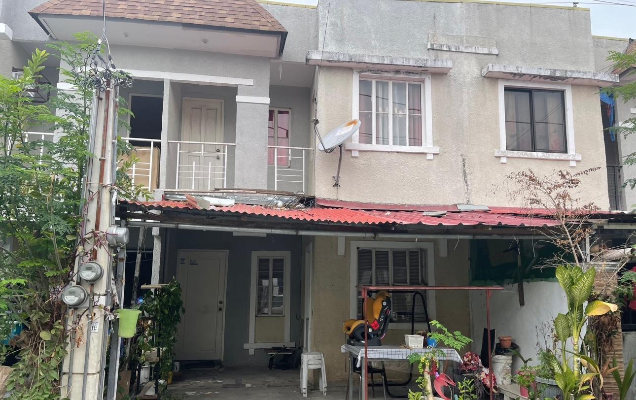 House & Lot in Lot 16, Blk 1, Bonnard Street, Kensington Place Phase 6, Lancaster New City, Barangay Navarro, General Trias, Cavite - Foreclosed Property