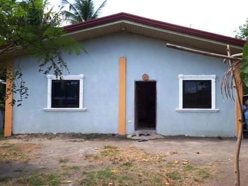 House & Lot in Lot 10, Blk 4, Road Lot 3 Brgy Sta Catalina Sur, Candelaria, Quezon - Foreclosed Property