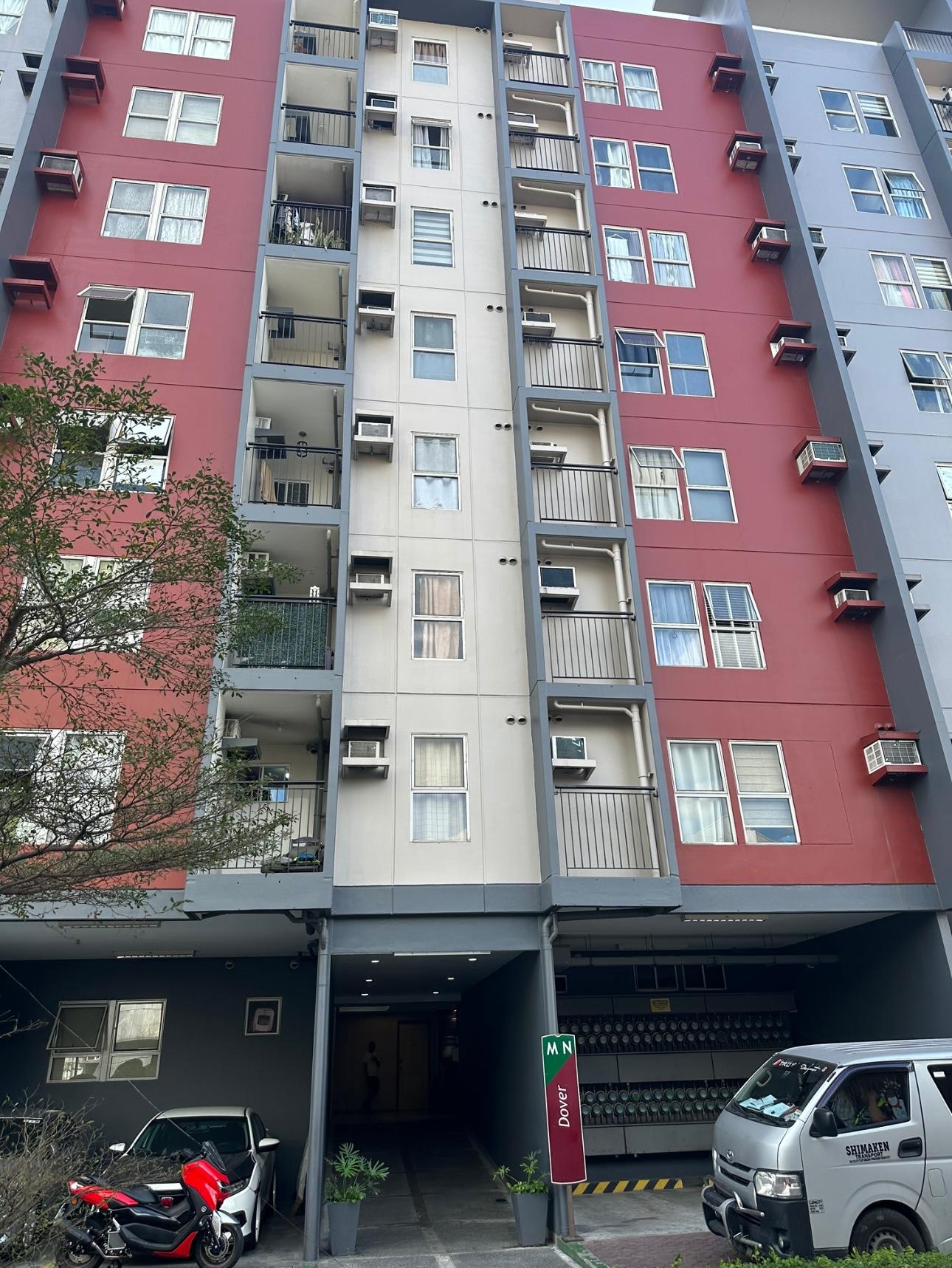 Condominium in Unit 808, 8th Floor, Hampton Gardens Condominium Dover Tower M 100 C. Raymundo Ave., Brgy. Maybunga, Pasig City, Metro Manila - Foreclosed Property