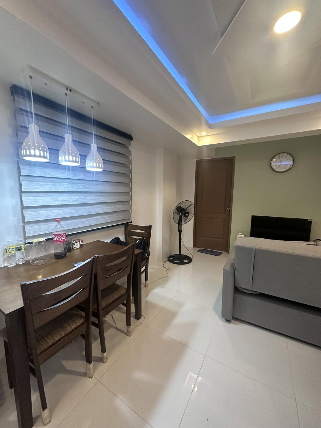 Condominium in UNIT 31 3/F, CASA DE SEQUOIA AVILA, PADRE DIEGO CERA AVE., E. ALDANA, PULANG LUPA, LAS PIÑAS CITY - Foreclosed Property