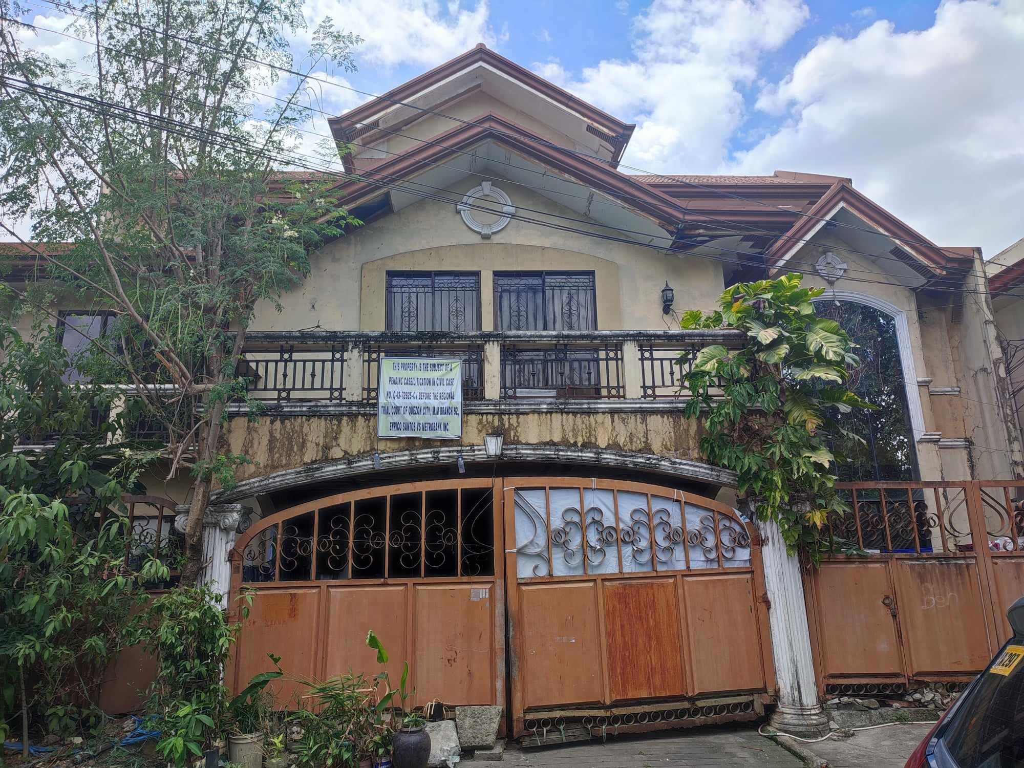 House & Lot in Lot 4, Blk. 3, Rajah Soliman St., Natividad Village, Brgy. Sta Lucia, Quezon City, Metro Manila - Foreclosed Property