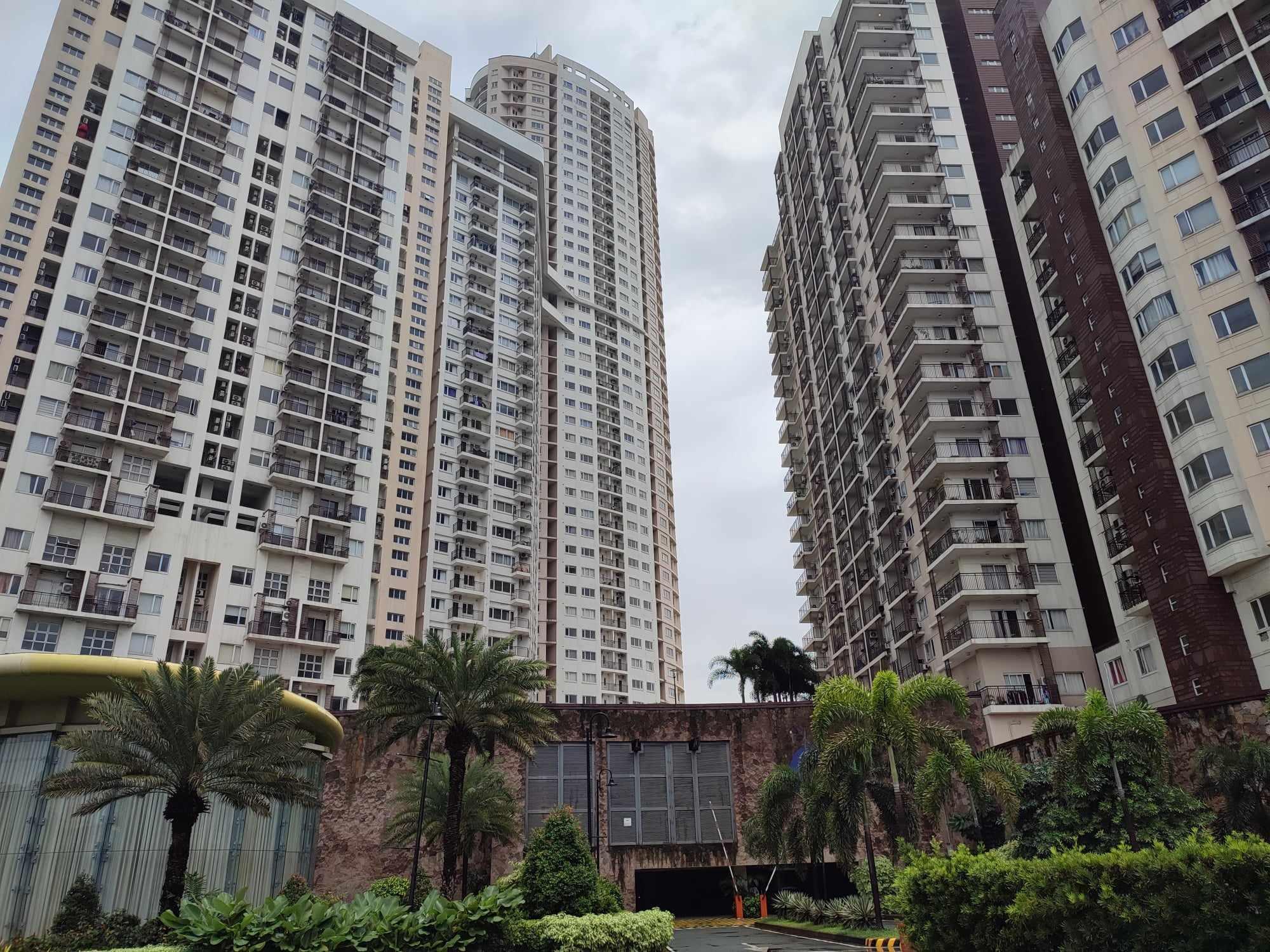 Condominium in Unit D, 7F, Ibiza Tower at Circulo Verde Phase 1, Brgy. Bagumbayan, Quezon City, Metro Manila - Foreclosed Property