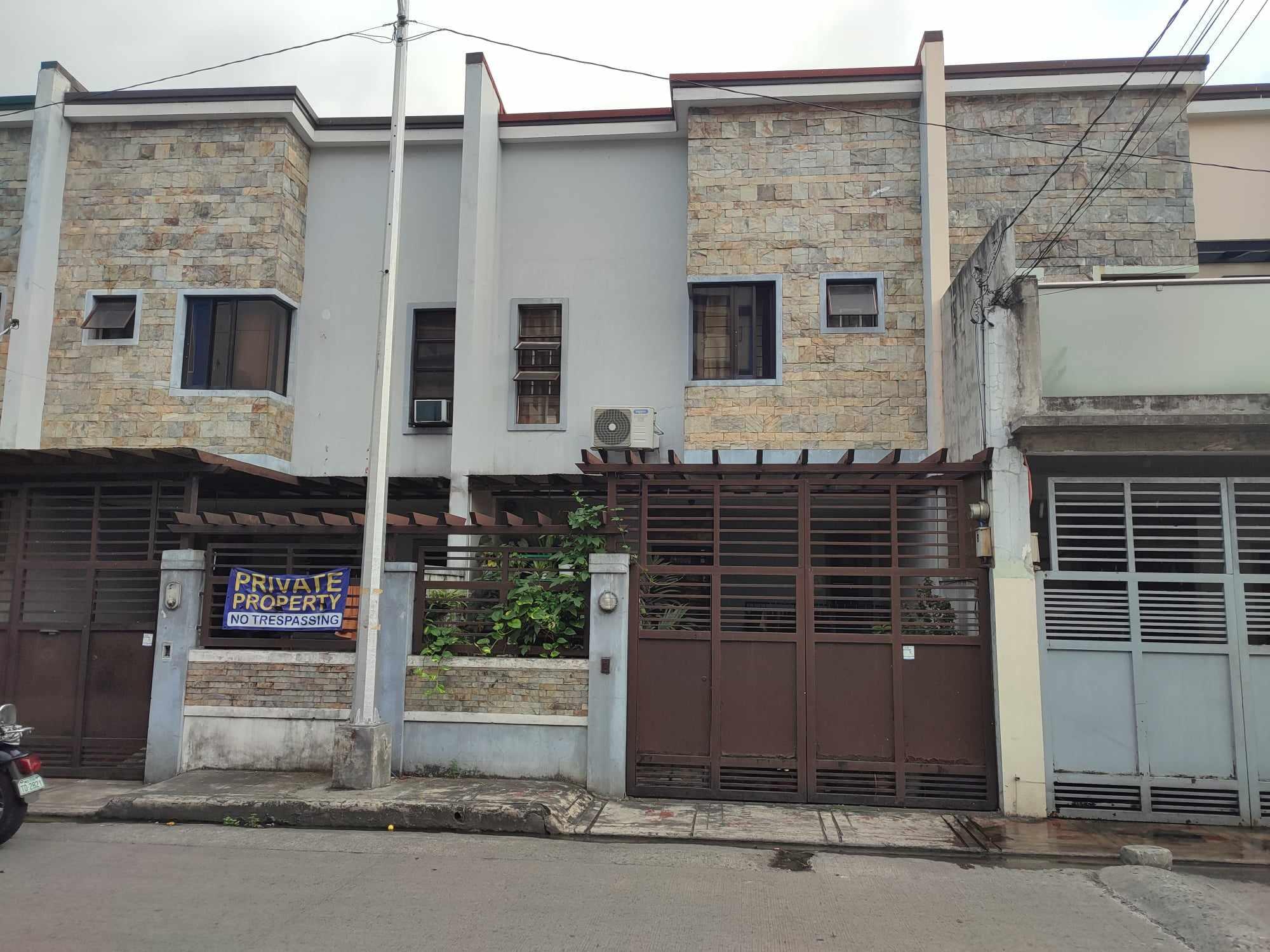 House & Lot in Lot 10-B, Block B, Emerald Street, Millionaires Village, Barangay San Agustin, Novaliches, Quezon City, Metro Manila - Foreclosed Property
