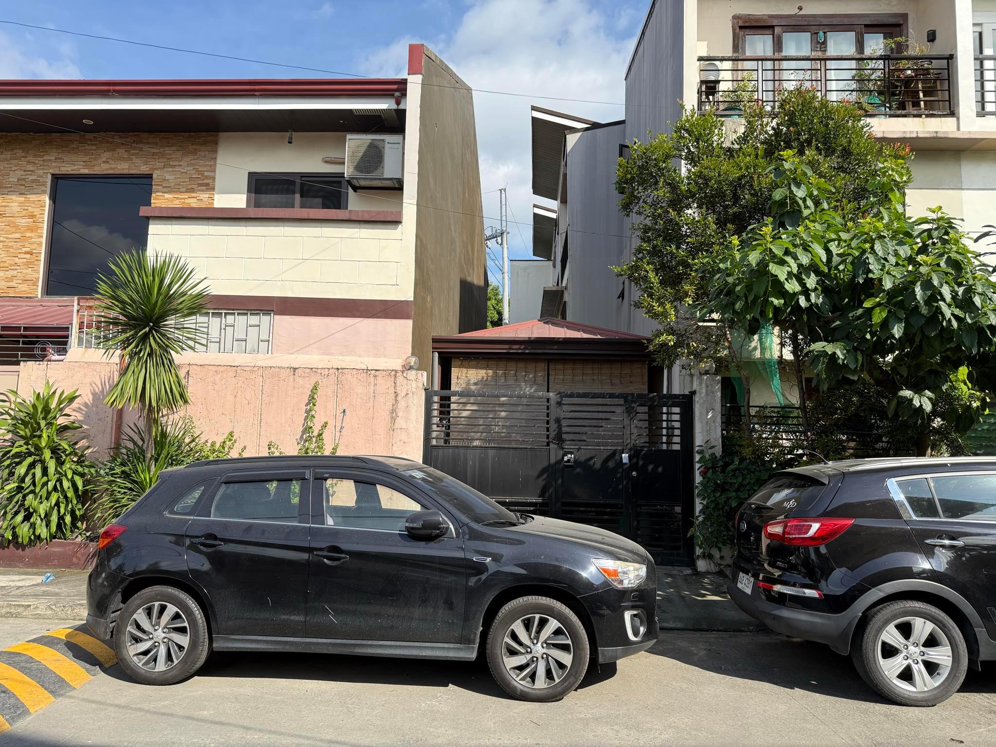 House & Lot in Lot 19, Block 77, R. Papa Street, AFP Officer's Village (AFPOVAI), Barangay Western Bicutan, Taguig, Metro Manila - Foreclosed Property