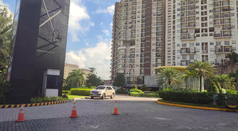 Condominium in Unit M, 7th Floor, Circulo Verde Phase 1 - Lleida Tower, Calle Industria, Barangay Bagumbayan, Quezon City, Metro Manila - Foreclosed Property