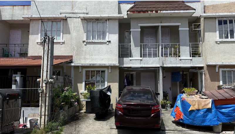 House & Lot in Lot 24, Block 28, Road Lot 34, Kensington 16, Barangay Navarro, General Trias, Cavite - Foreclosed Property