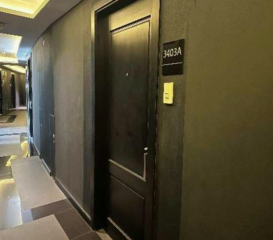 Condominium in Unit 340A, 34th Floor, The Milano Residences @ Century City, Kalayaan Avenue, Barangay Poblacion, Makati City, Metropolitan Manila - Foreclosed Property