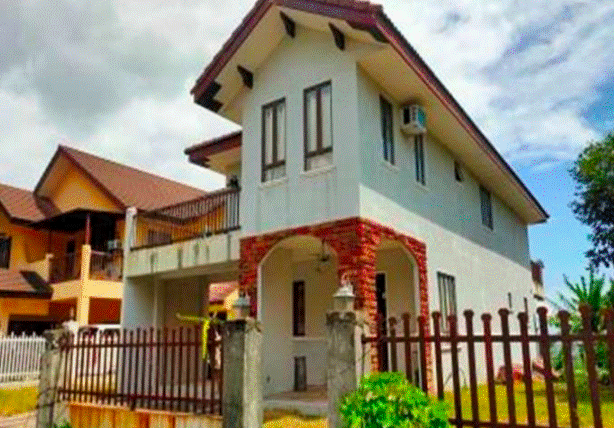 House & Lot in Block 17, Lot 25 The Ridges, Canyon Ranch Subdivision, Phase 1, Barangay Lantic, Carmona, Cavite - Foreclosed Property