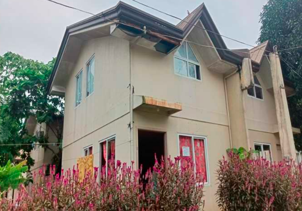 House & Lot in Lot 19 Block 26, Carmel Village, Phase 2 Brgy Barandal, Calamba City, Laguna - Foreclosed Property