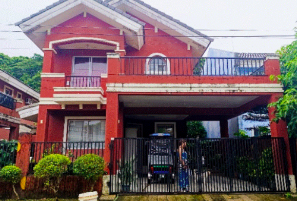 House & Lot in Lot 14 Block 13, Jewels of Glades of Savannah Glades, Subdivision, Barangay Pulo, Maestra Vita, Oton, loilo - Foreclosed Property