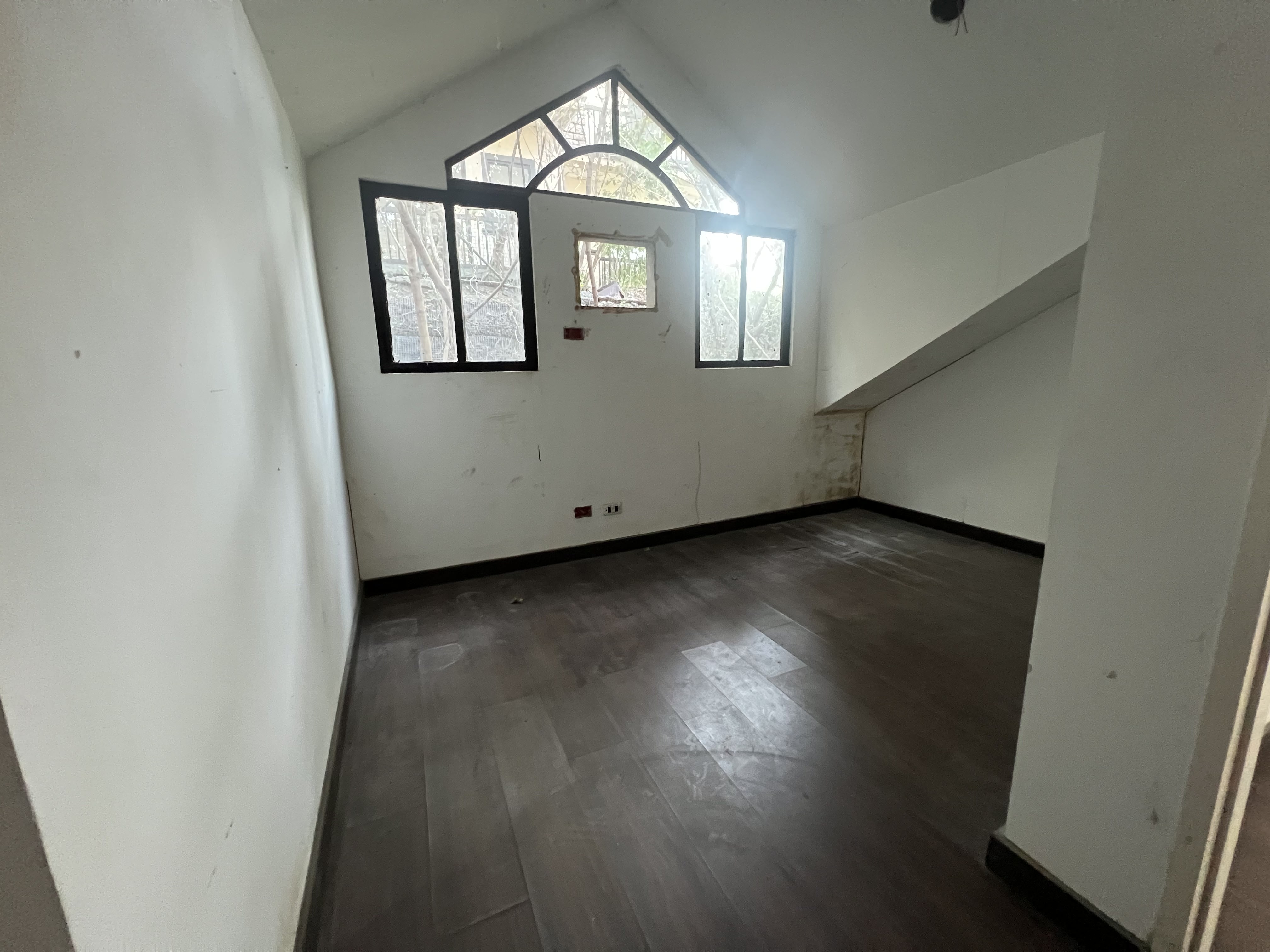 House & Lot in Block 16, Lot 37 Inglewood Street, Canyon Ranch Subdivision, Phase 2, Brgy. Lantic, Carmona Cavite - Foreclosed Property